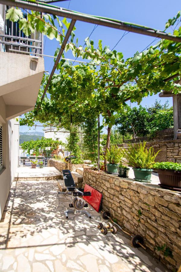 Apartment Novak Budva Buitenkant foto