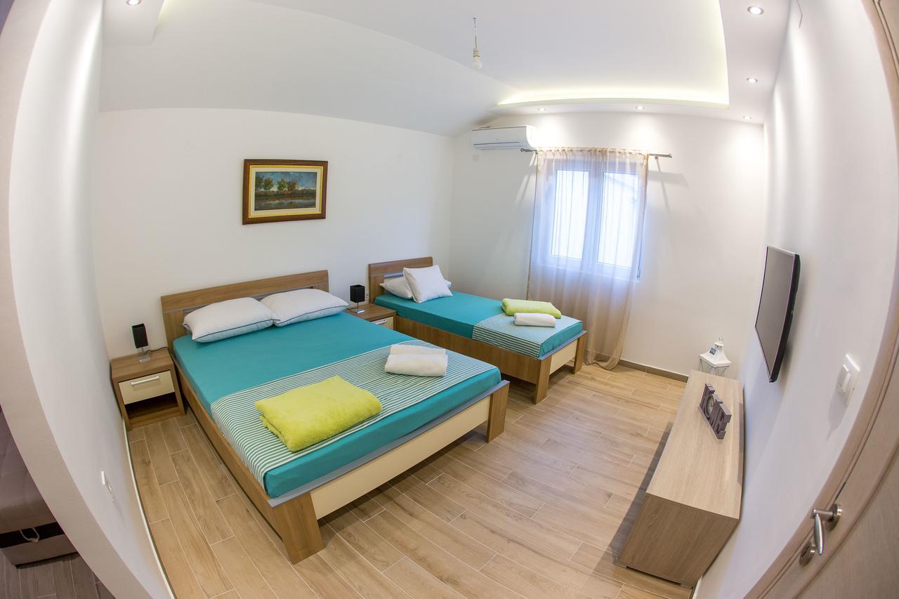 Apartment Novak Budva Buitenkant foto